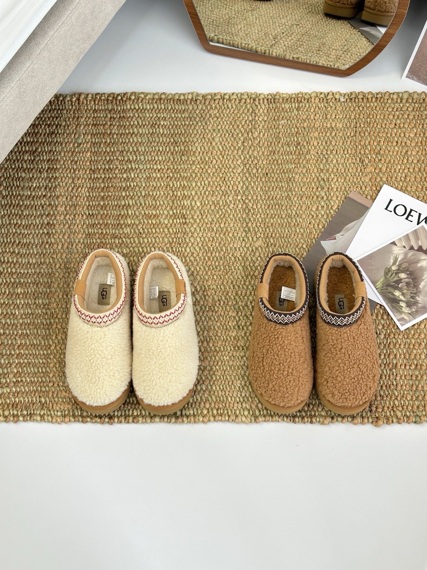🐻 UGG 泰迪卷毛懒人鞋。$268對。2對起$258對。