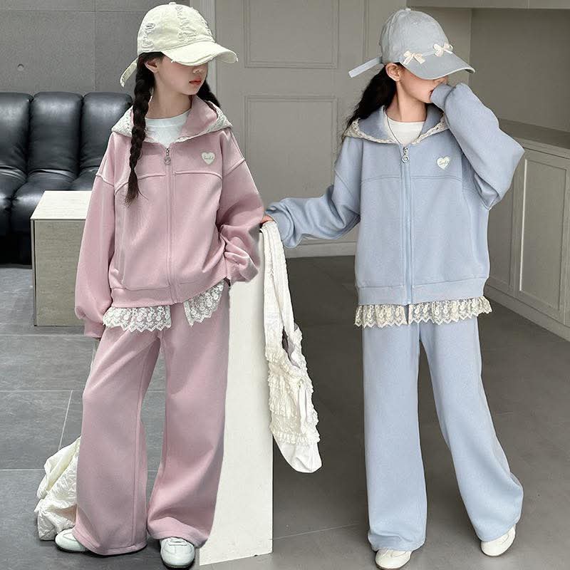 👧🏻【韓系蕾絲拼接休閒運動套裝】$95套,2套起$85套。