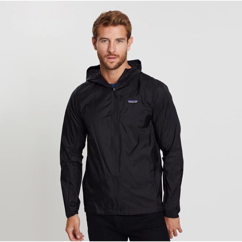 3色選擇。$228件。2件起$220件。Patagonia 防曬衣