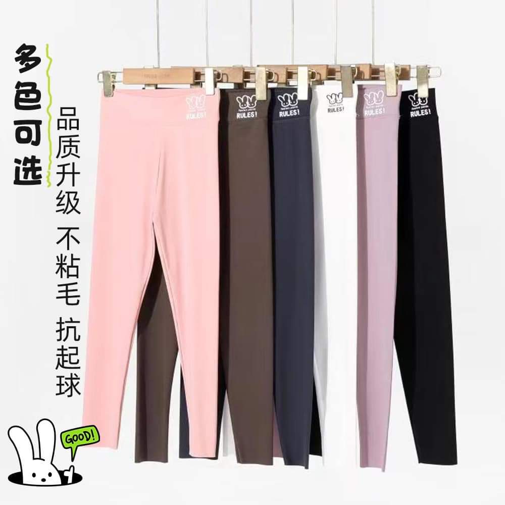 $6o组2件可混色。女童兔子鲨鱼裤