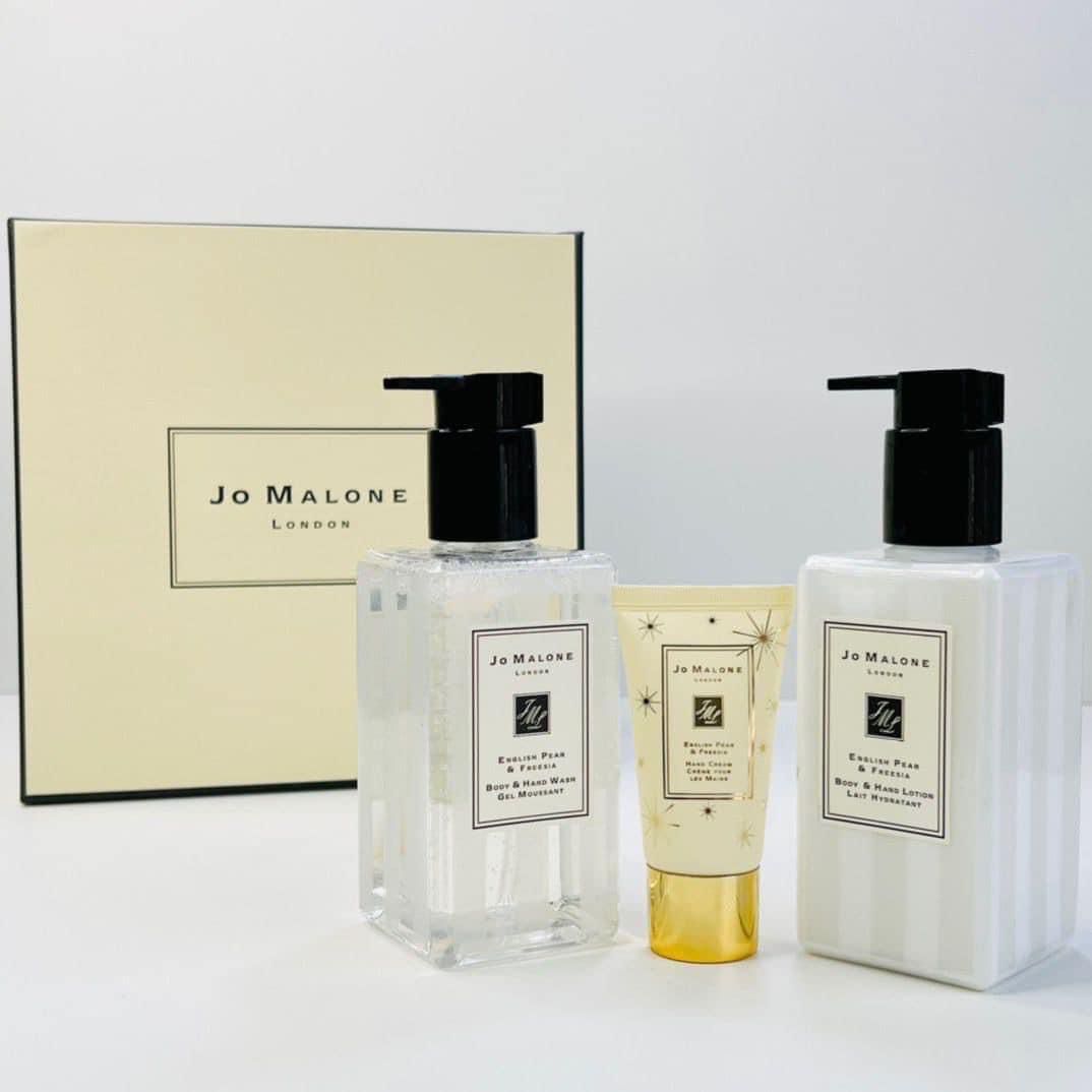 $360套。Jo malone 英國梨全身香氛三件套