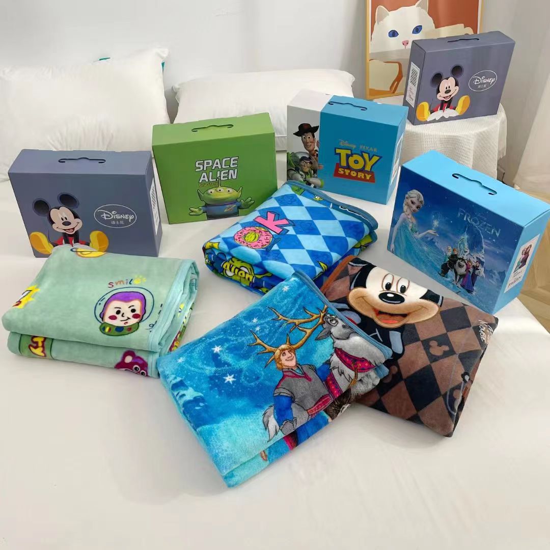 Disney法蘭絨毛氈1️⃣110*150cm $68。2️⃣150*200cm $78。3️⃣180*220cm $88。4️⃣200*230cm $98。