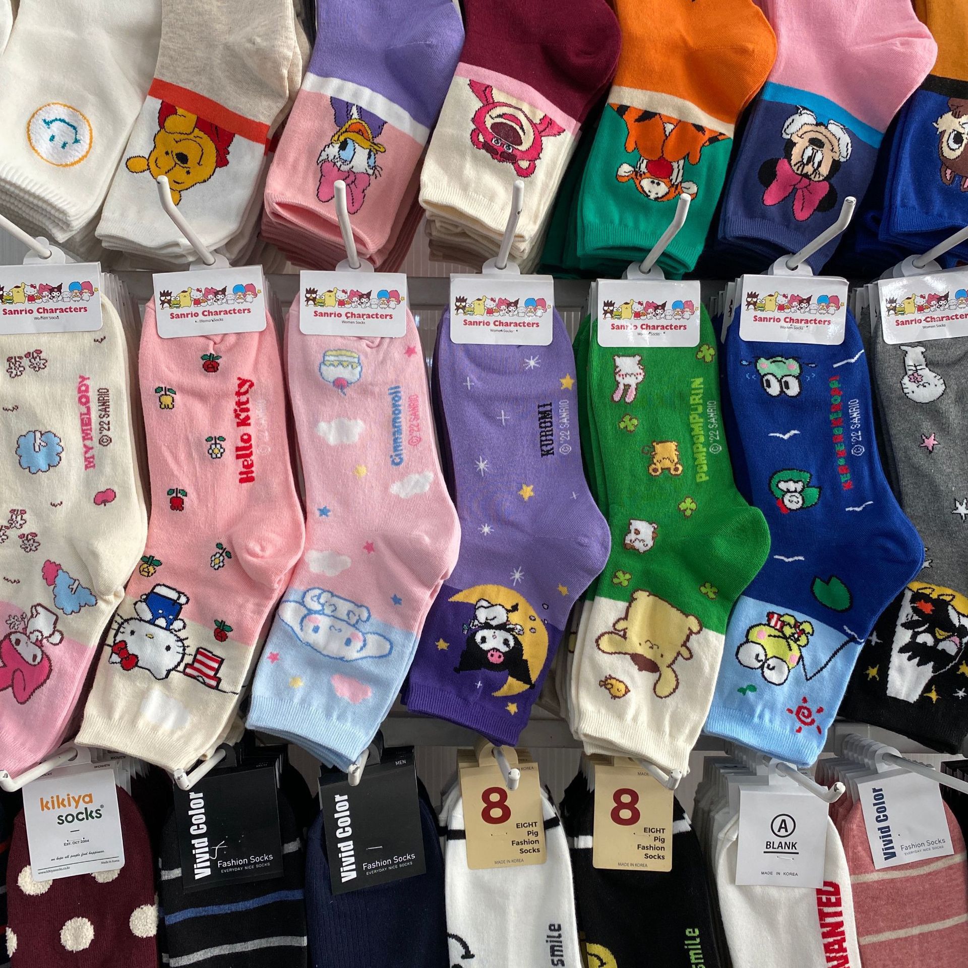 $73(任選3對)韓國Sanrio 成人襪